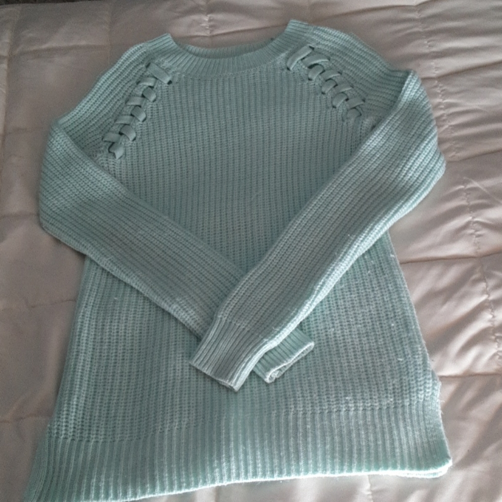 Long sleeve sweater